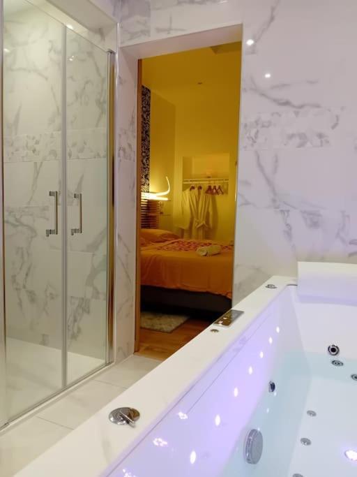Maison Avec Jacuzzi - Louvres Proche Roissy Cdg - Paris 외부 사진
